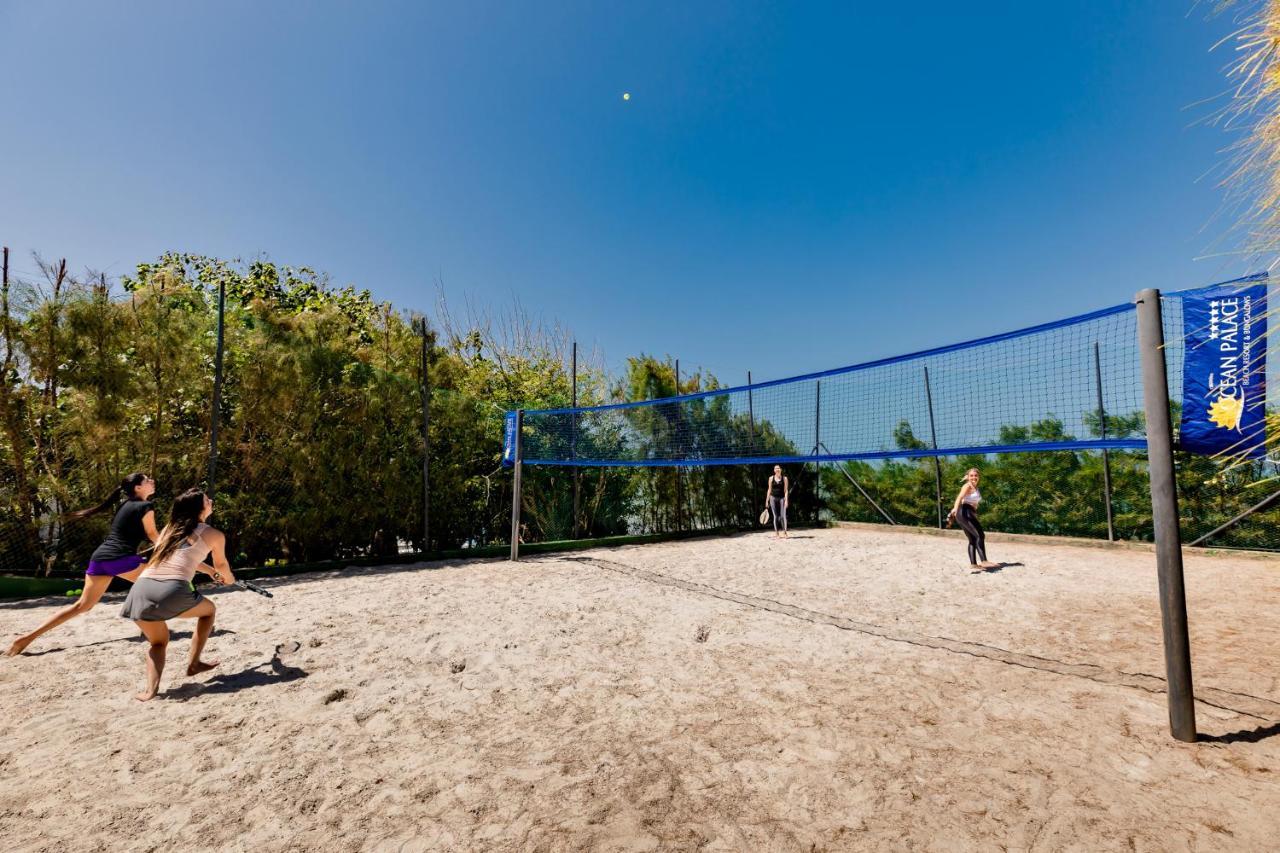 Ocean Palace All Inclusive Premium Натал Экстерьер фото Volleyball at the beach